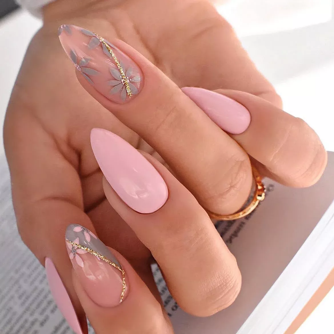 24 Ready-to-Use Nail Polish Stickers