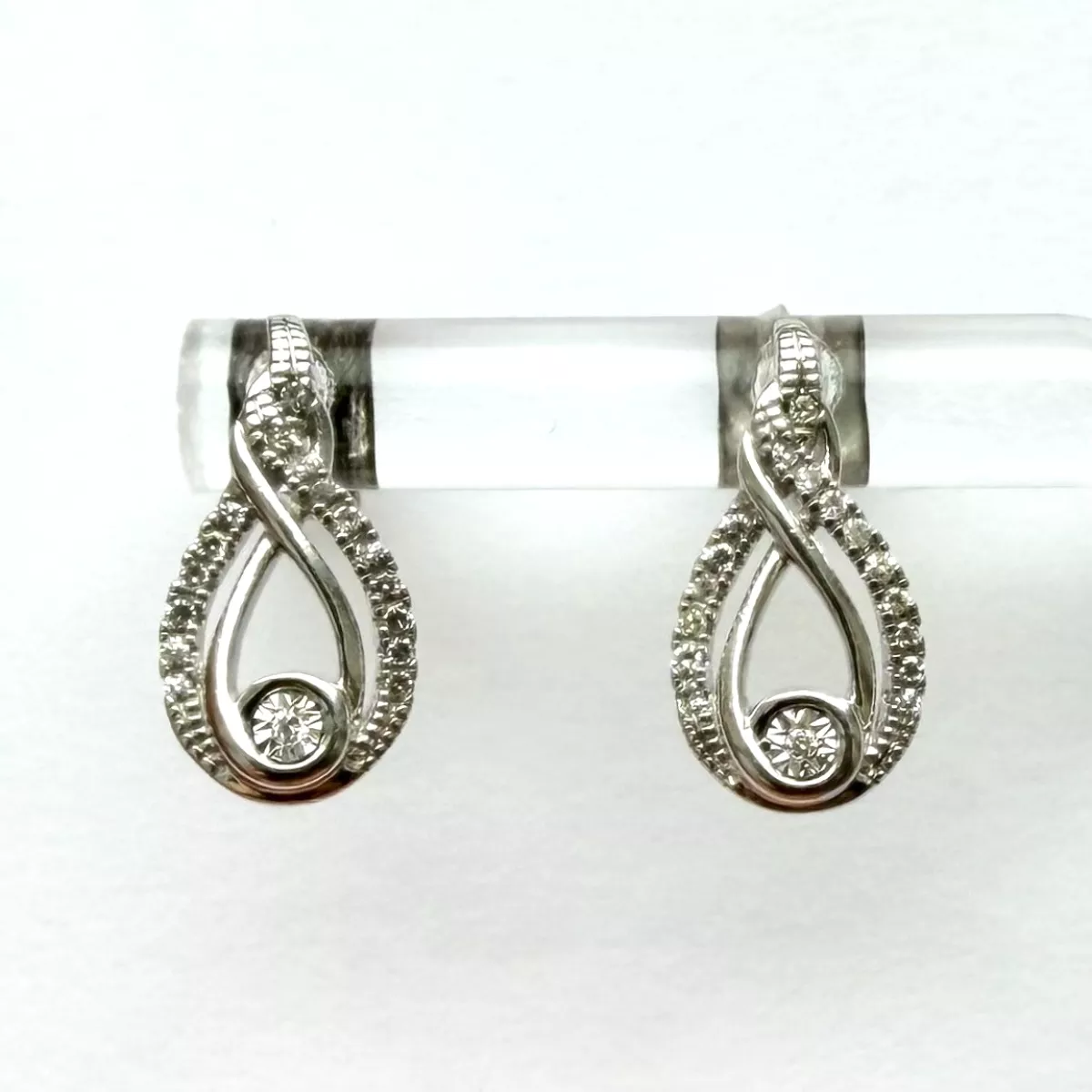 925 Sterling Silver Diamond Infinity Teardrop Stud Earrings Inter-Woven