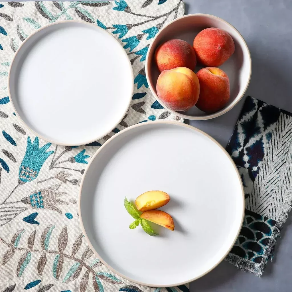 Gibson Home 18-Piece Everyday Essential Coupe Dinnerware Set