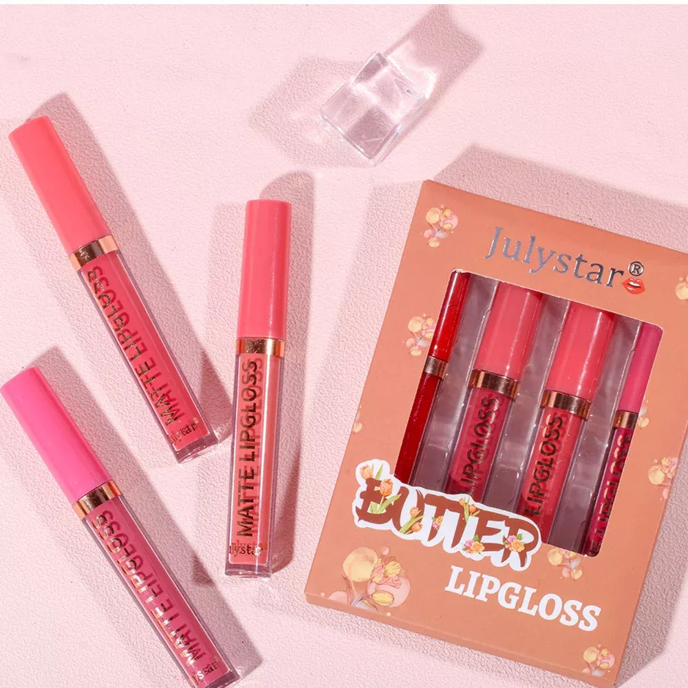 Shimmering Extended Hydration Lip Gloss Collection With Glassy Finish